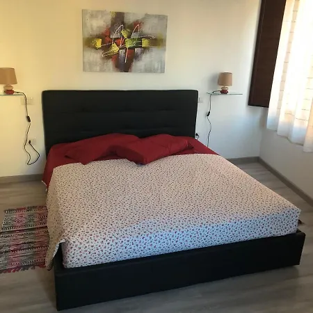 Serraenna Bedrooms Couette-café Baunei