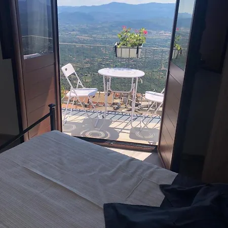 Serraenna Bedrooms Bed & Breakfast *
