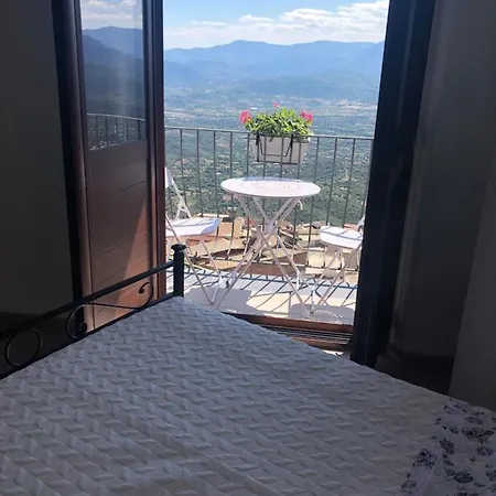 Serraenna Bedrooms Couette-café
