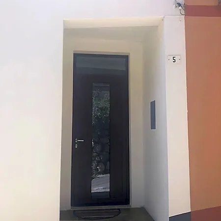 Serraenna Bedrooms Alojamento de Acomodação e Pequeno-almoço 3*