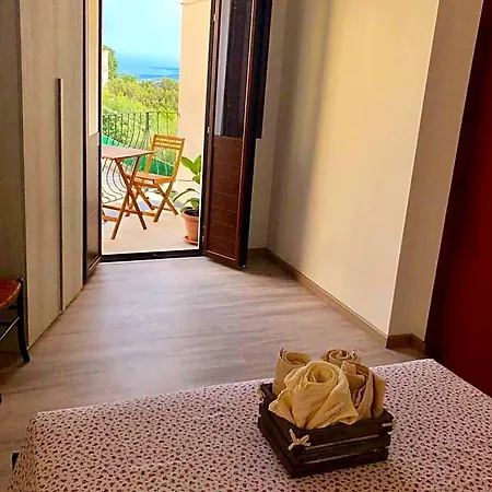 Alojamento de Acomodação e Pequeno-almoço Serraenna Bedrooms 3*