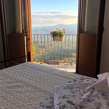 Bed & Breakfast Serraenna Bedrooms 3*